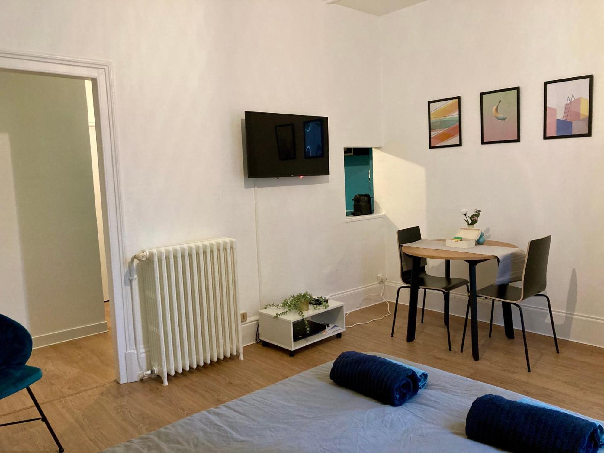 T1 Le Pastel Parking Netflix Wifi Gare Lägenhet Évreux Exteriör bild